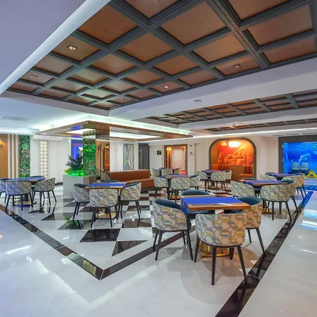 Hotel Elysium Deluxe *